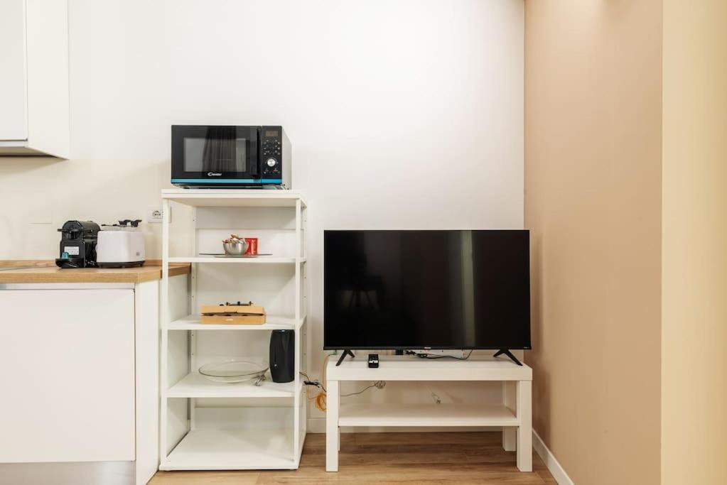 Mora Flexyrent A.C. - Colonne Apartment Милано Екстериор снимка